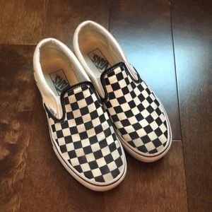 checkered vans